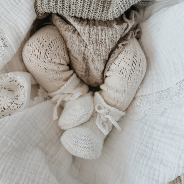 Booties Garter White