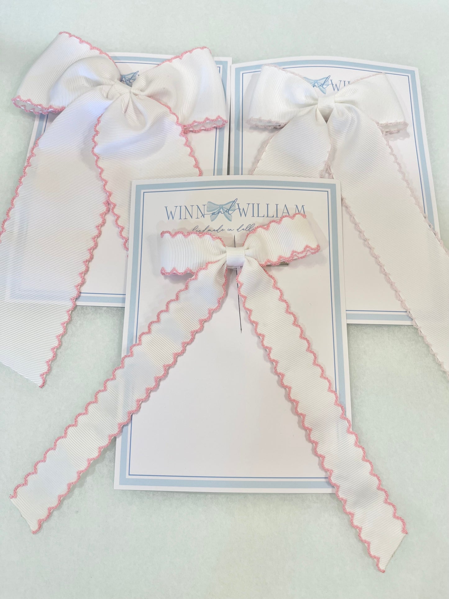 Moonstitch Long-Tail Bow White Moonstitch With Pink Moonstitch