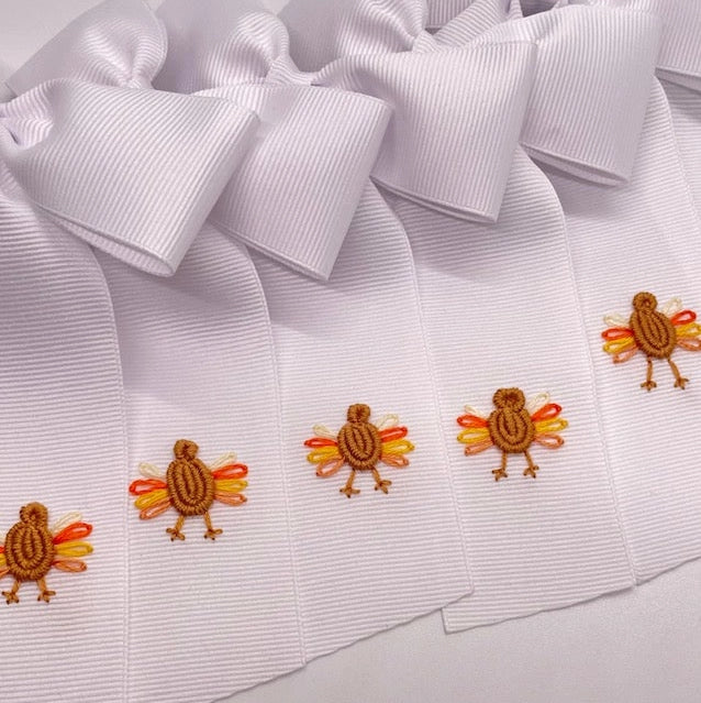Bullion Turkey Bow White