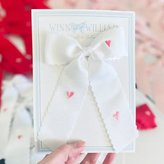 Ombre Hearts White Scallop Bow
