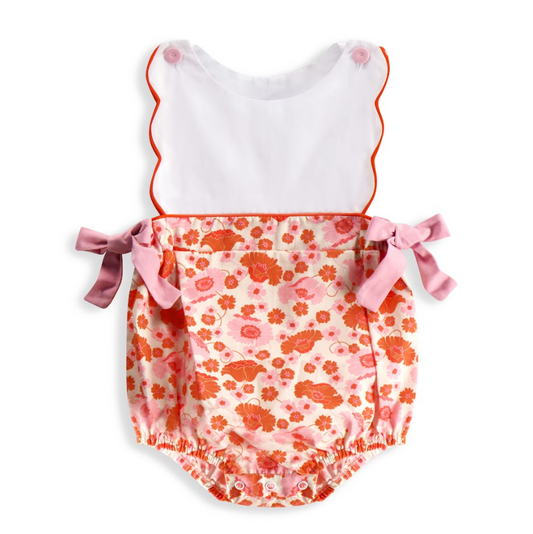 Scallop Edge Bubble Pink Daisy Floral
