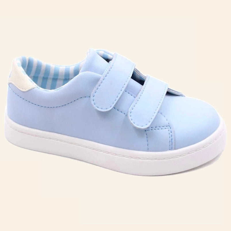 The Leather Shoe in Light Blue