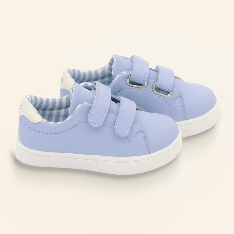 The Leather Shoe in Light Blue